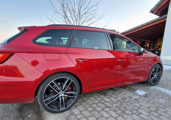 Seat Leon cena 96000 przebieg: 80000, rok produkcji 2018 z Krapkowice małe 154